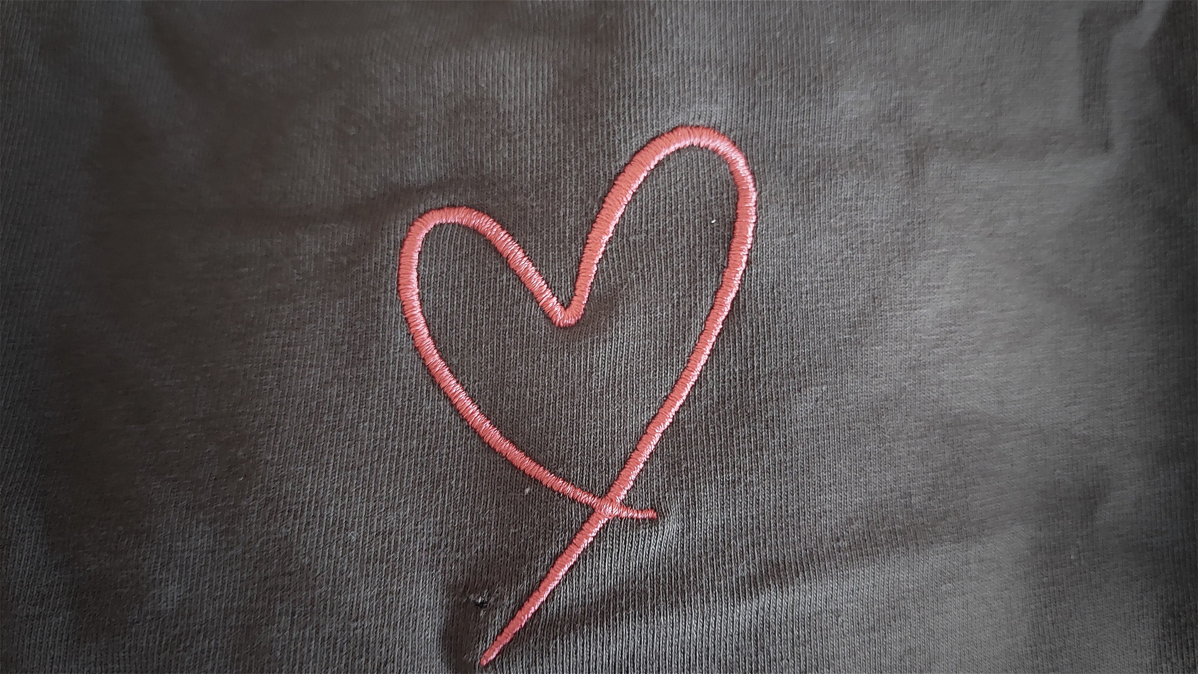 „Serce ze światła” — dla tych, którzy trwają, nawet gdy świat przygasa